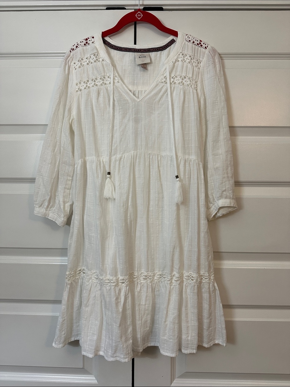 Knox Rose White Textured Blouse with Colorful Embroidered Trim